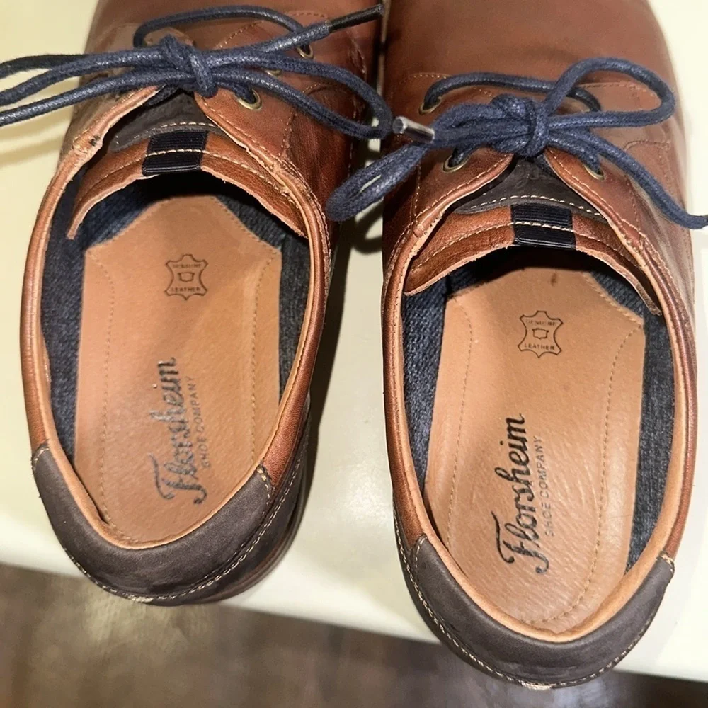 Florsheim Oxfords Size 11M